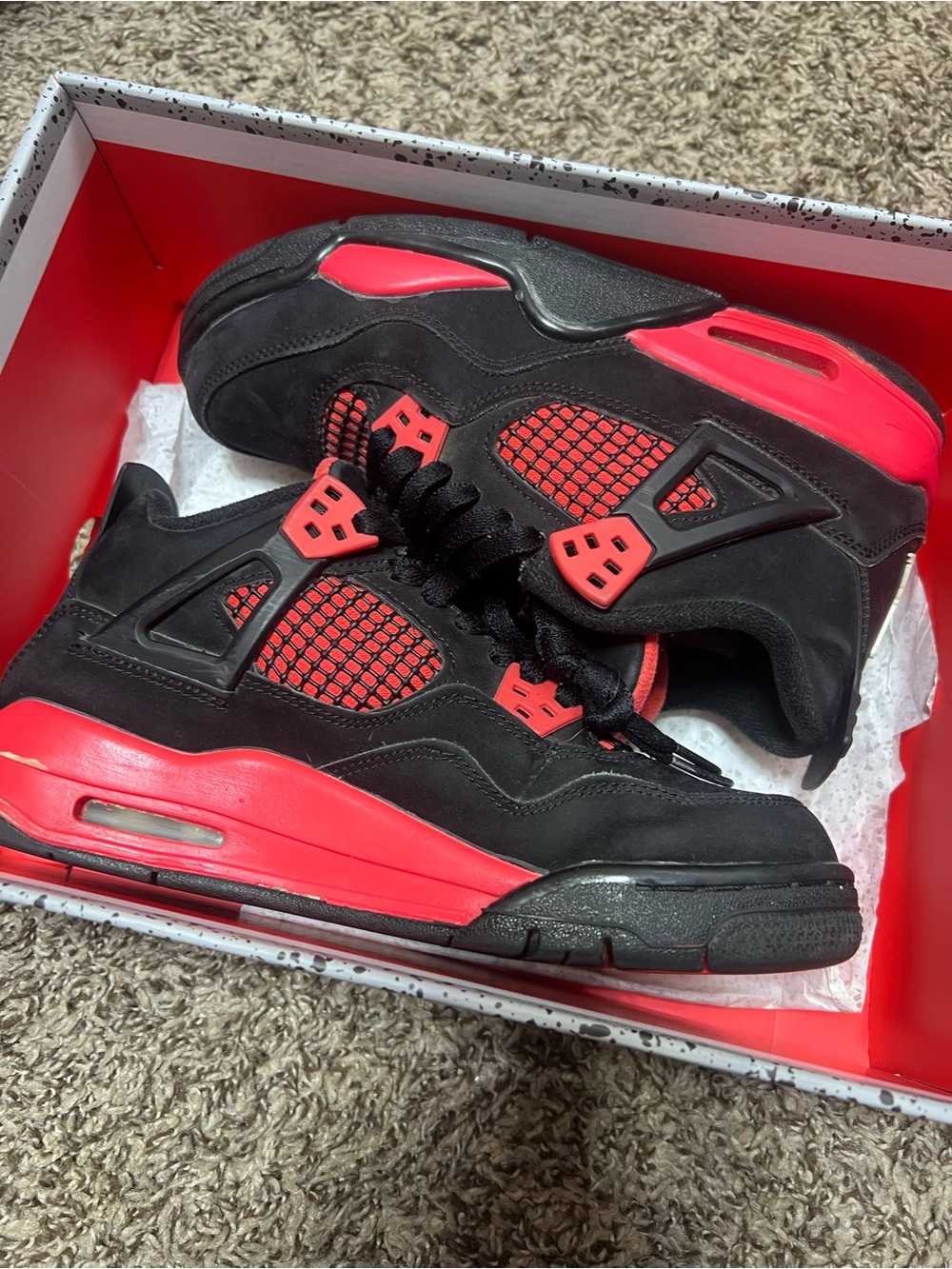 Jordan 4 retro red thunder